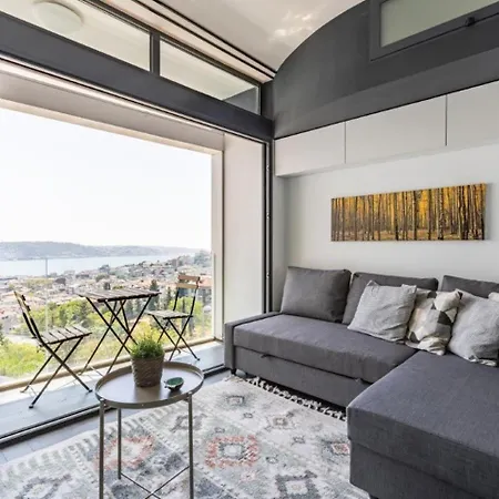 Daire Gorgeous W Stunning Views Patio! #361 *