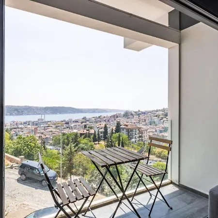 Gorgeous W Stunning Views Patio! #361 Apartment Istanbul